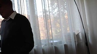 Horny cougar licks pussy and gives homemade blowjob to sirya