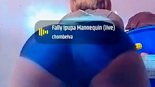 Gostosa Menina Dances Seductively With Rhythm And Grace
