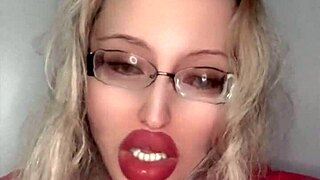 HUGE RUSSIAN LIPSTICK FETISH GLASSES SLUT GOES WILD!