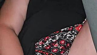 milf squirting huge dildo in me!!