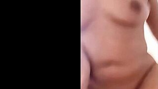 indonesian babe teases till creamy finish