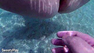 Mature chubby housewife pussy creampie underwater squirting closeup