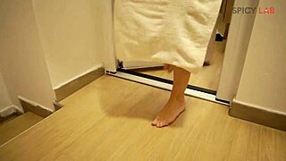 im sweating fucking slutty sara bell in the gym her tits bouncing wild