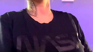 got so hot at gym sweat dripping down my wet pussy tan lines everywhere