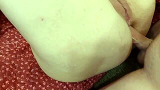 Curvy couple delivers fat pussy creampie and big ass anal creampie finish