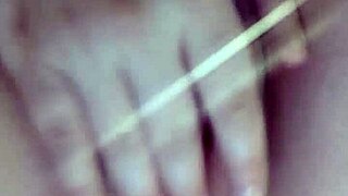 Can Chubby Babe Squirt Her Big Pussy Lips On Dildo Closeup?