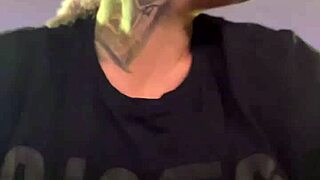 got so hot at gym sweat dripping down my wet pussy tan lines everywhere