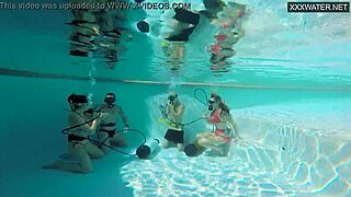 damn that tight pussy couple underwater fuck looks insane 💦🍆