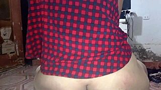 Peruana 18+ llama al doc por fiebre pero termómetro grueso hace palpitar coño mojado