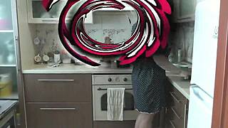 hey sexy blonde milf, your hairy pussy fingering on cam made me cum hands free!!