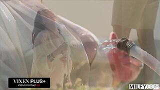 paris lincoln's perfect ass takes deep anal pounding from milfy cock