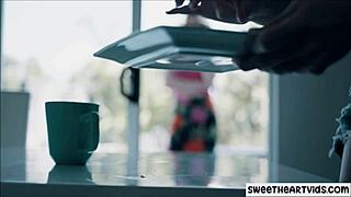 Hey young assistant does your milf boss munch that pussy till you squirt?