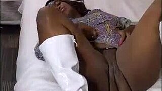 mama africa's pussy grinds against mama colombiana's wet folds