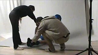 hey check out this amateur cosplay raven in public