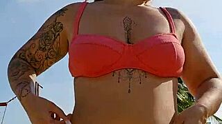 damn, flashing my hot body on the beach gets these african guys so hard and horny