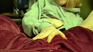 😏 Watching TV together turns to handjob with ruined orgasm mess 💦😩