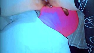 wife spreads juicy ass for tongue deep in her hole then panocha sucks