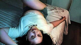 wanna watch this thick colombian twerk her fat ass then take doggystyle?