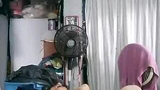 a mature whore from martinez de la torre hits wild orgasm