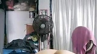 a mature whore from martinez de la torre hits wild orgasm