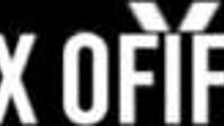 Chrissy Daniels Licks Maxine Clit Fingers Her Slit