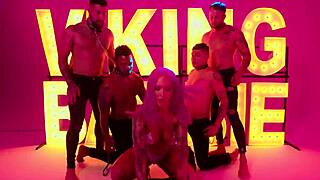 hot viking barbie sings taste me music video 🔥🎤