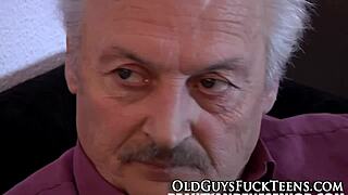 Swallowing Teen 18+ Gives Explosive Blowjob to Old Man!