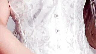 Latina Stepmom's Giant Cameltoe Pussy Dripping in Leggings for Stepson