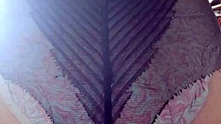 elza kom slips into nylon tights and dives deep into her fetish cravings