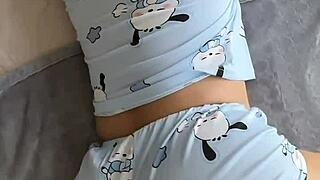 woke up my stepsister she looked so peaceful