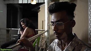 Chytil jsem macochu při podvádění a teď ji můžu bouchat do nafouklý kundy