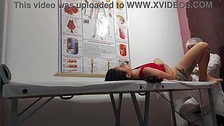 Gynecologist fingers ass then fucks wet patient in hospital exam