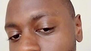 mmm back at it masturbating shaved myself 😏