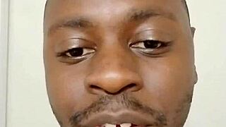 mmm back at it masturbating shaved myself 😏