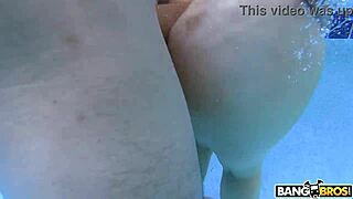 Sexy Juicy Tommy King Ass Bounces as Alex Jones Pounds from Behind at Pool