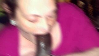 😍 nice mature milf thanks with deepthroat on huge black cock 👅