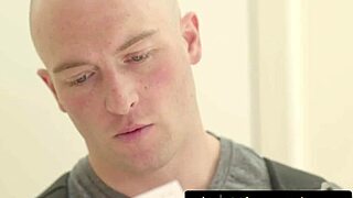 MOMMY'S Boy CATCHES BUSTY Stepmom UNDRESSING And DRILLS Her Pussy