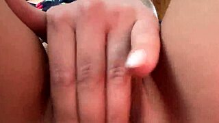 jerk off to this hairy pussy close-up babe fingering her wet slit 😍💦