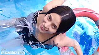 Skinny Latina Helen Star submits to naked oral on holiday fuck doll style