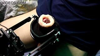 Muscular latina moans wildly on fucking machine