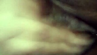 Wow questa figa nera è succosa e pronta 😍 vuoi tuffarti dentro??