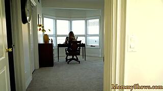 dyke stepmom craves teen beauty's oral skills in full glamour storyline