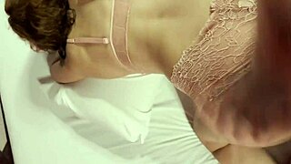 Young curvy latina ninfeta cheats on husband submissive in motel