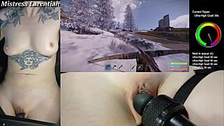 Twitch streamer naked rust game chat teases shaved pussy with vibrator