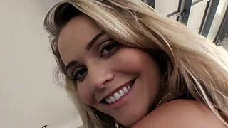 she's got this beautiful huge juicy ass that bounces perfectly