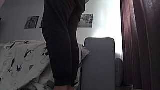 Real Cheating Wife Fucks Friend Anal While Husband Works!