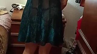 Suegra's Pussy Gaped and Filled with Cum While Girlfriend Sleeps