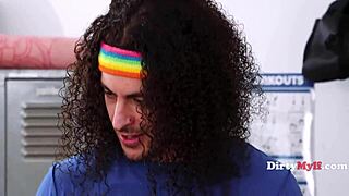 whoa 😍 these athletic old cougar milfs gang up on black cock at gym!!