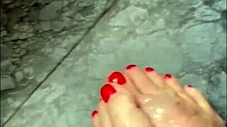 giantess milf feet stomp your cum fetish 😈👣 huge soles humiliation footjob slave crush