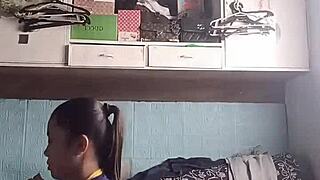 Petite sexy athletic asian babe in tight shorts does exotic fitness workout